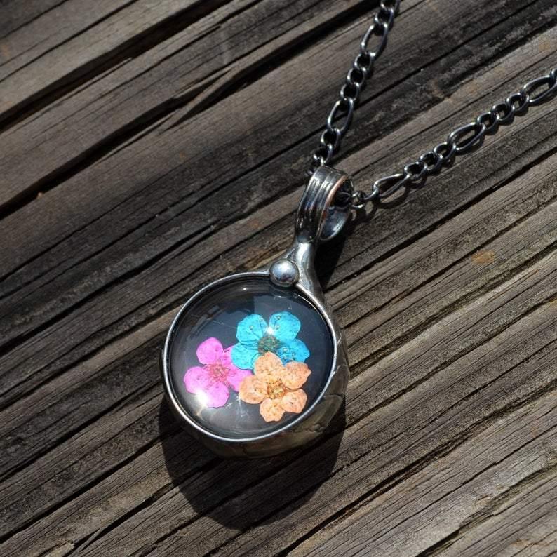 Bright_Forget_Me_Not_Necklace