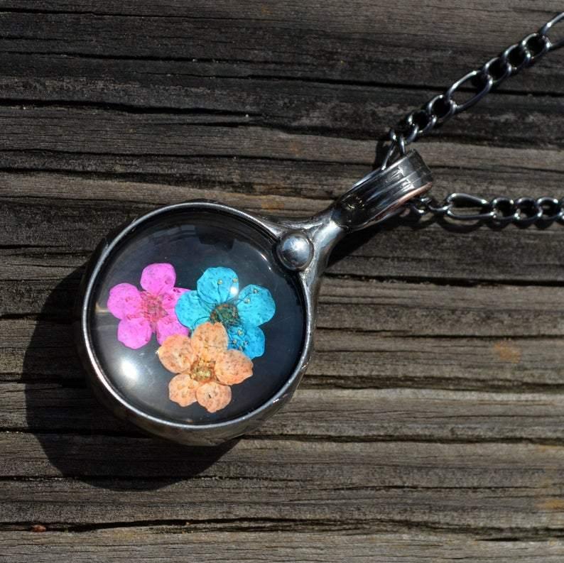 Real_Pressed_Forget_Me_Not_Pendant