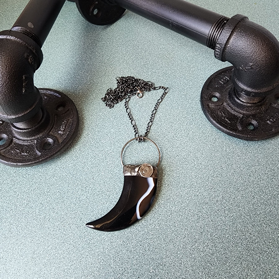 Large Agate Claw Pendant