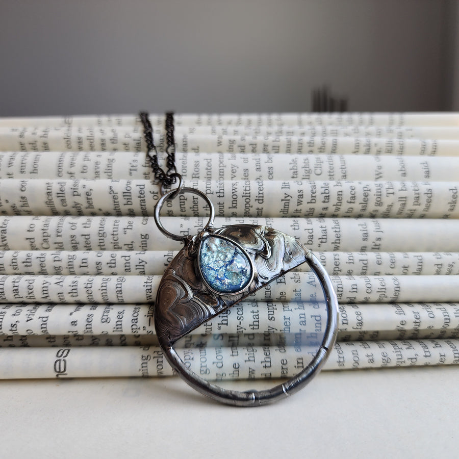 Magnifier Pendant with Icy Blue Pear Inset