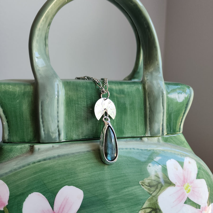Labradorite Pendant Necklace - SOLD
