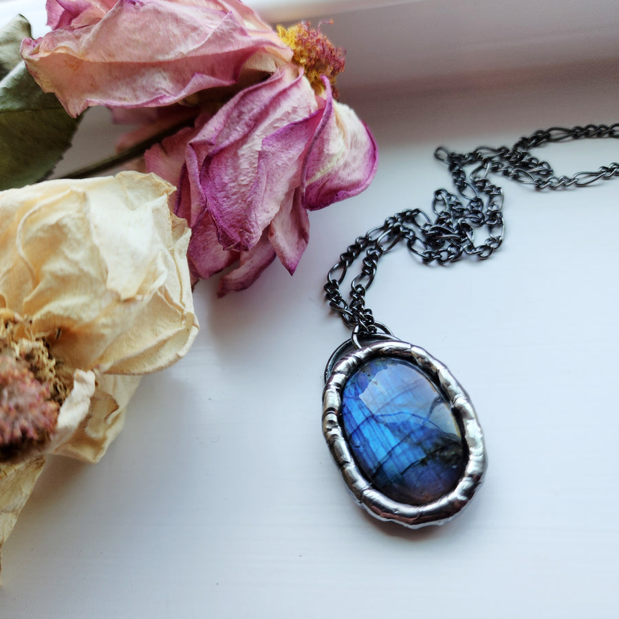 Lucious Blue Labradorite Pendant Necklace