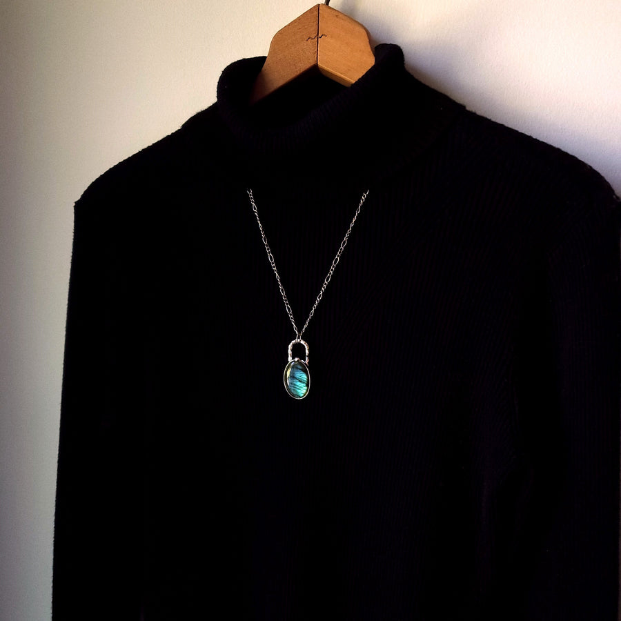 Super Flashy Large Blue Labradorite Pendant Necklace