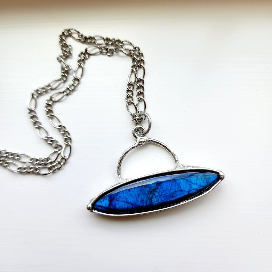 Vibrant Blue Labradorite Pendant Necklace