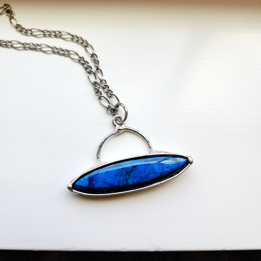 Vibrant Blue Labradorite Pendant Necklace