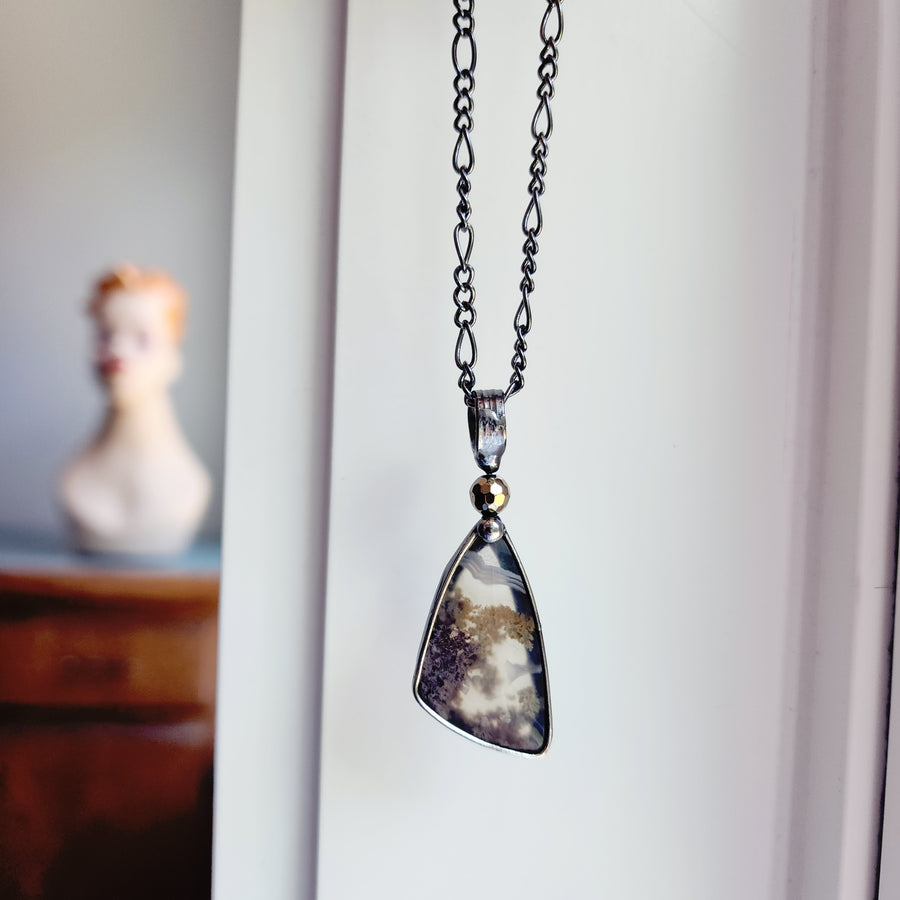 Moss Agate with Faceted Hemitite Bead