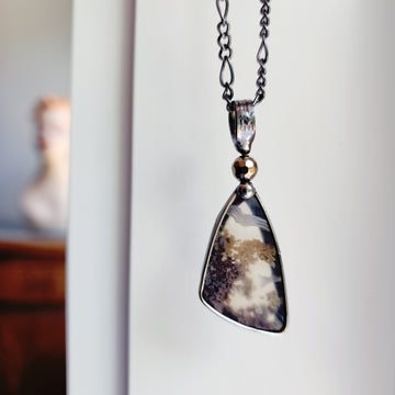 Moss Agate with Faceted Hemitite Bead