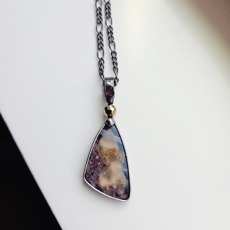 Moss Agate with Faceted Hemitite Bead