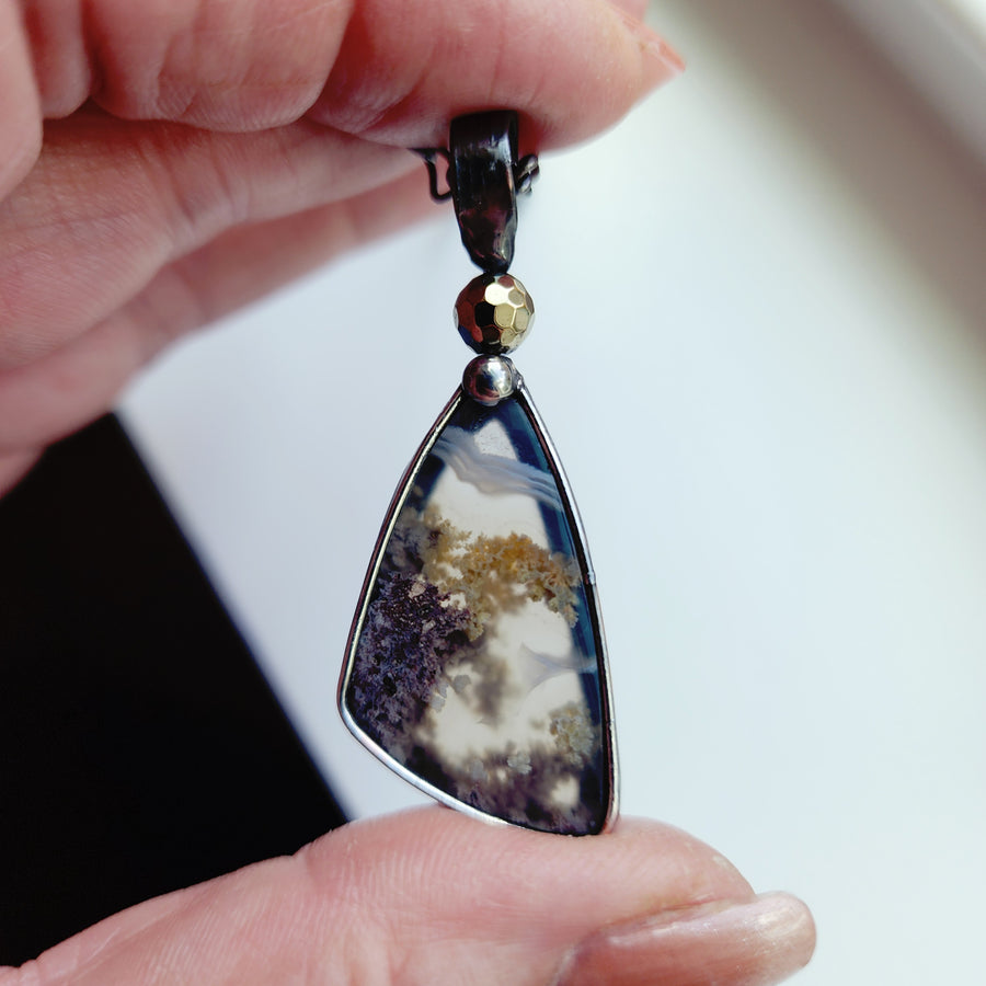 Moss Agate with Faceted Hemitite Bead