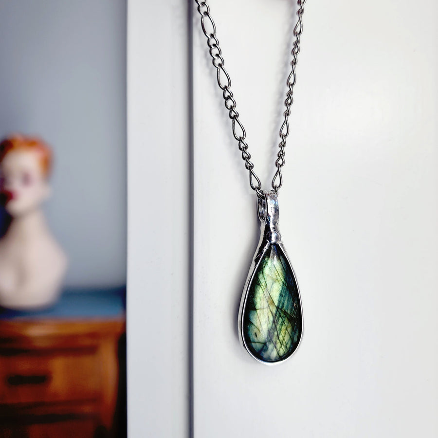 SOLD - Flashy Labradorite Pendant Necklace