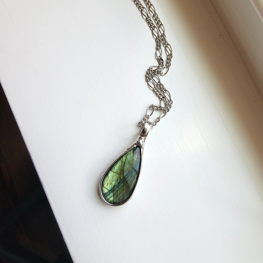 SOLD - Flashy Labradorite Pendant Necklace