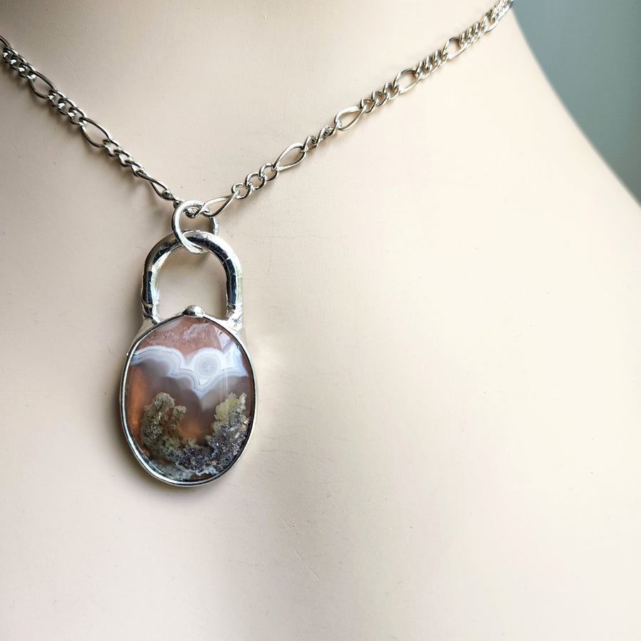 Oval Moss Agate Pendant Necklace