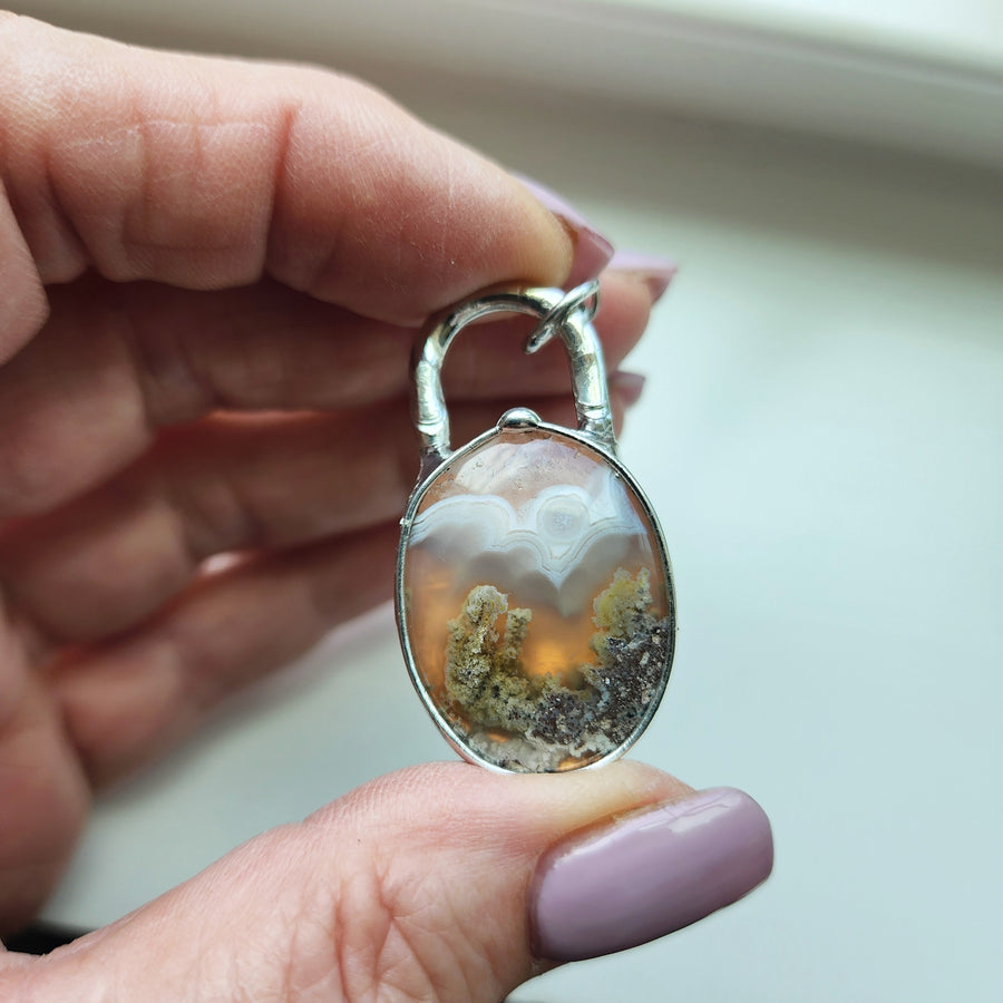 Oval Moss Agate Pendant Necklace