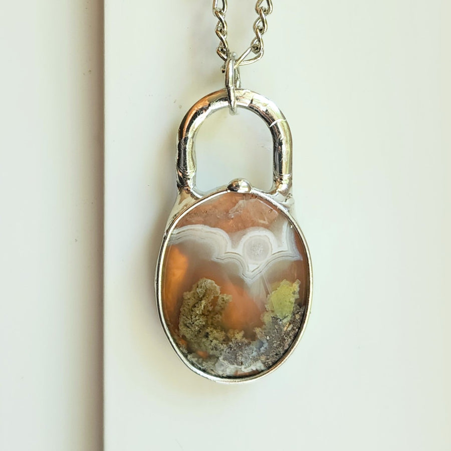 Oval Moss Agate Pendant Necklace