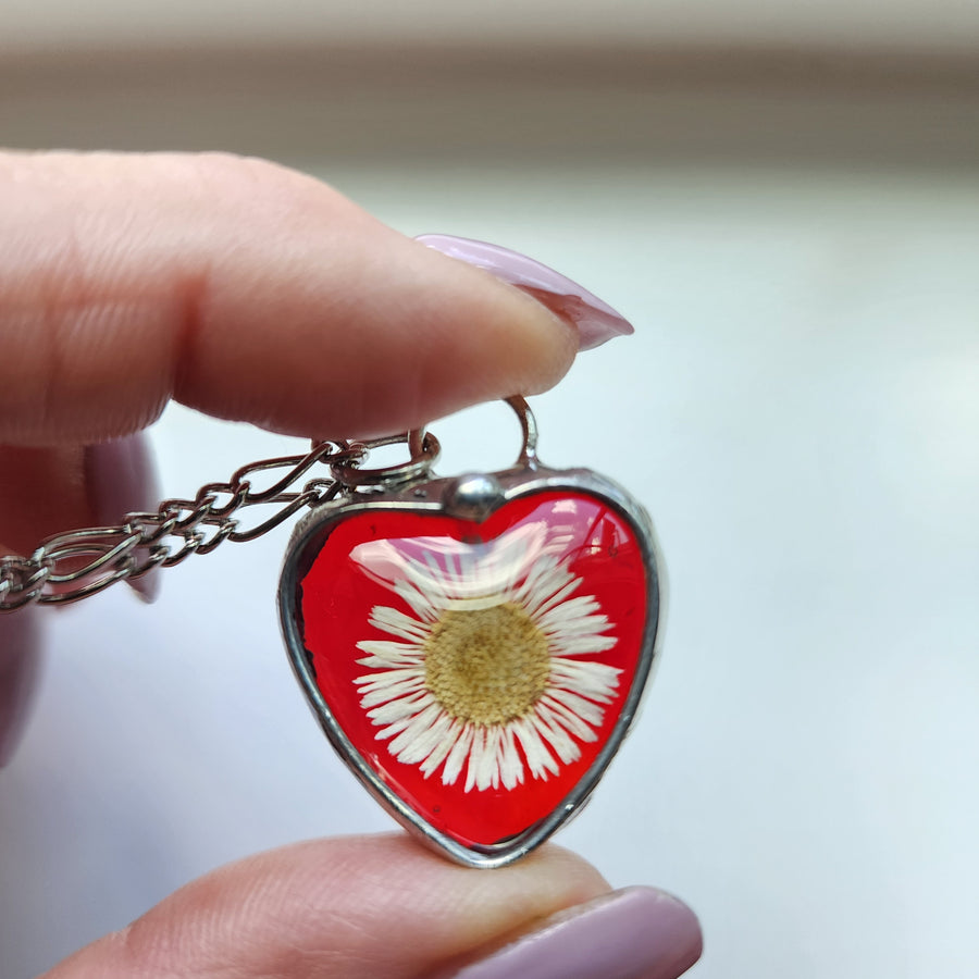 Red Stained Glass Heart Necklace with White Daisy