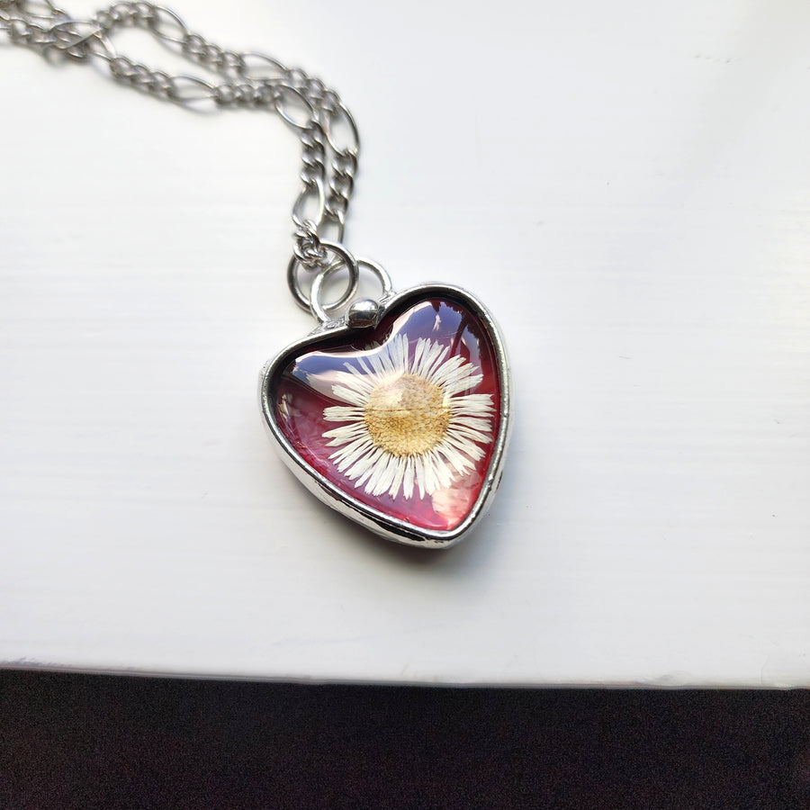 Red Stained Glass Heart Necklace with White Daisy