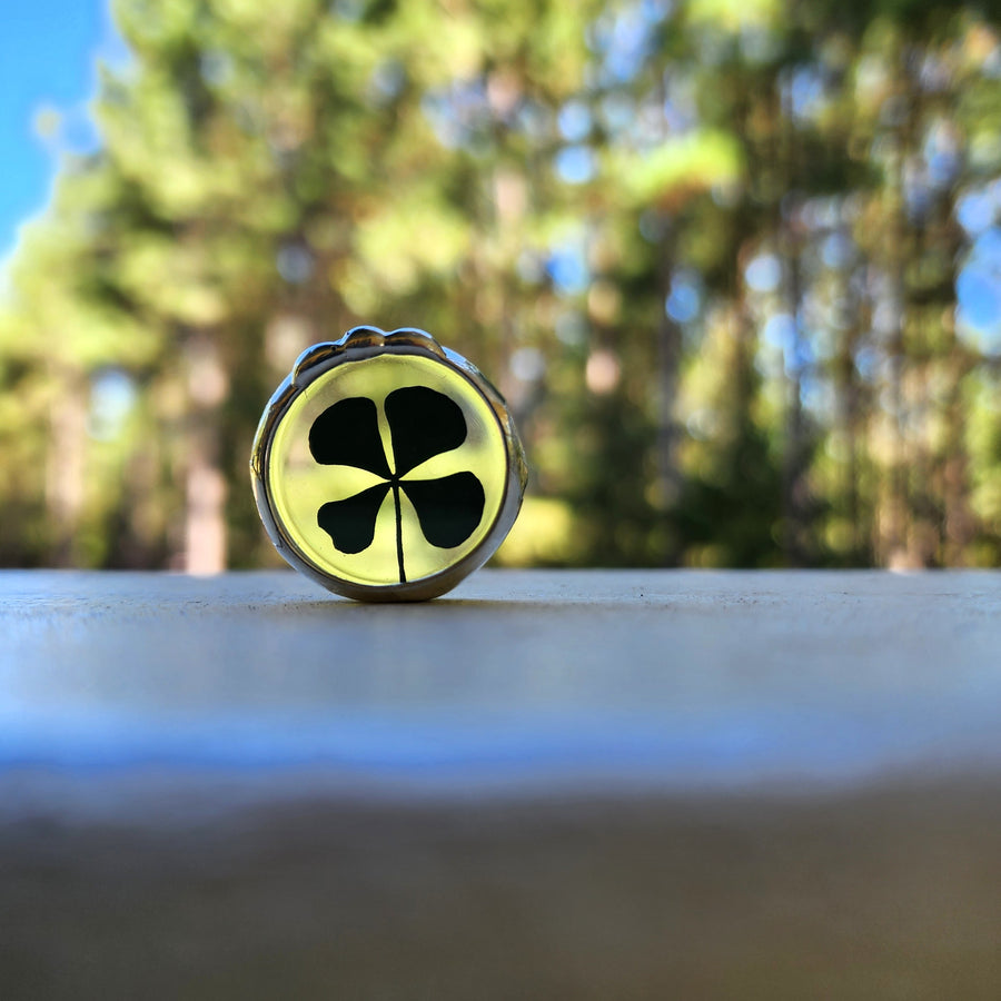 Pocket Good Luck Token, Four Leaf Clover in Glass