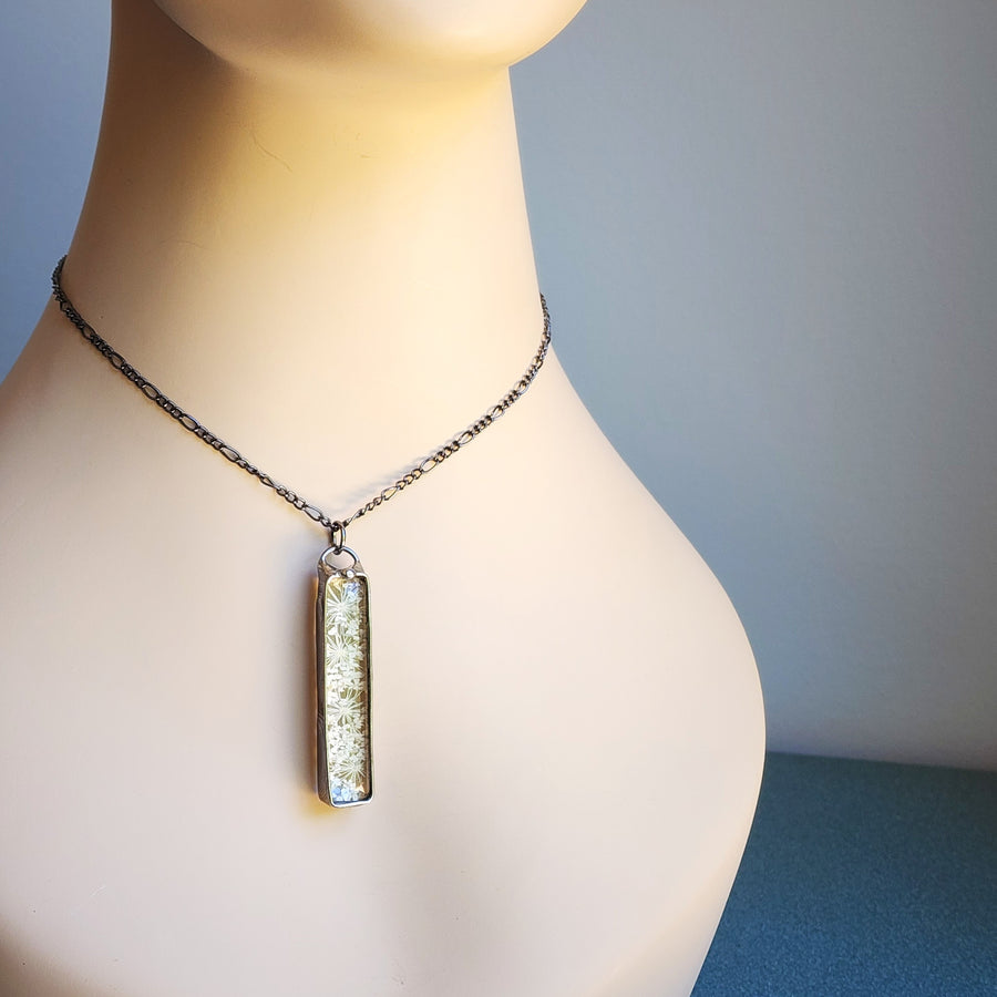 Unique Queen Anne's Lace Pendant Necklace for Women, Great 13th Anniversary Gift