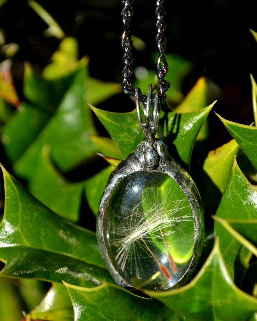 Dandelion Wish Necklace, Handmade Glass Necklace for Women, Real Dandelion Seeds, Unique Jewelry Gift, Nature Terrarium Pendant, Meaningful Keepsake Necklace, Jewelry Gift for BFF, 2 Seeds