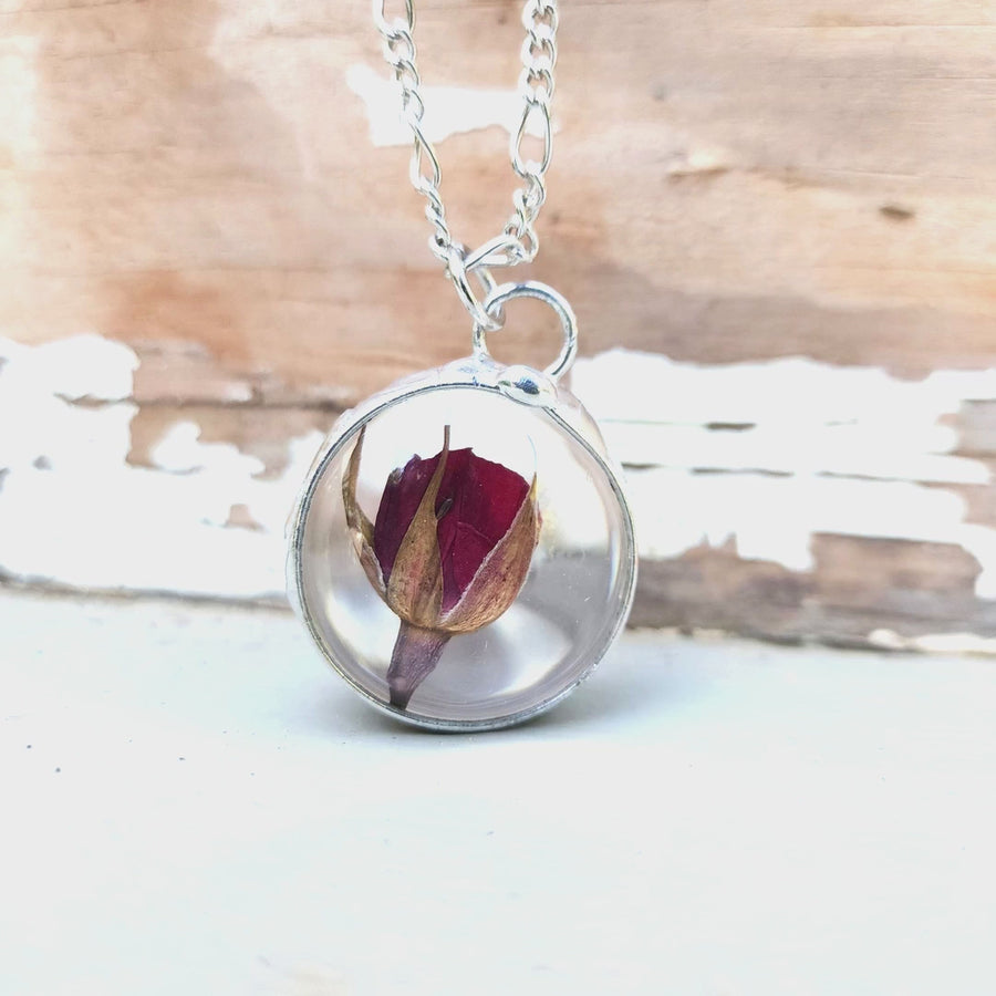 Red Rose Round Pendant