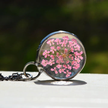 pink_queen_annes_lace_pendant