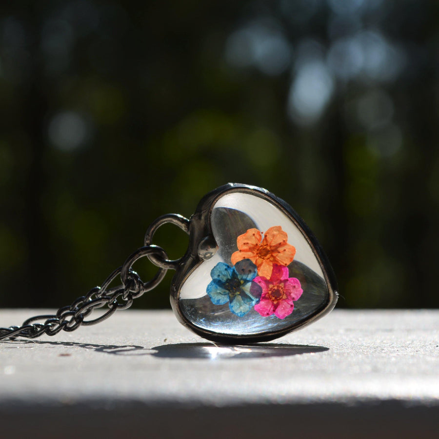 bayou_glass_arts_handmade_tri_colored_Pressed_flower_necklace
