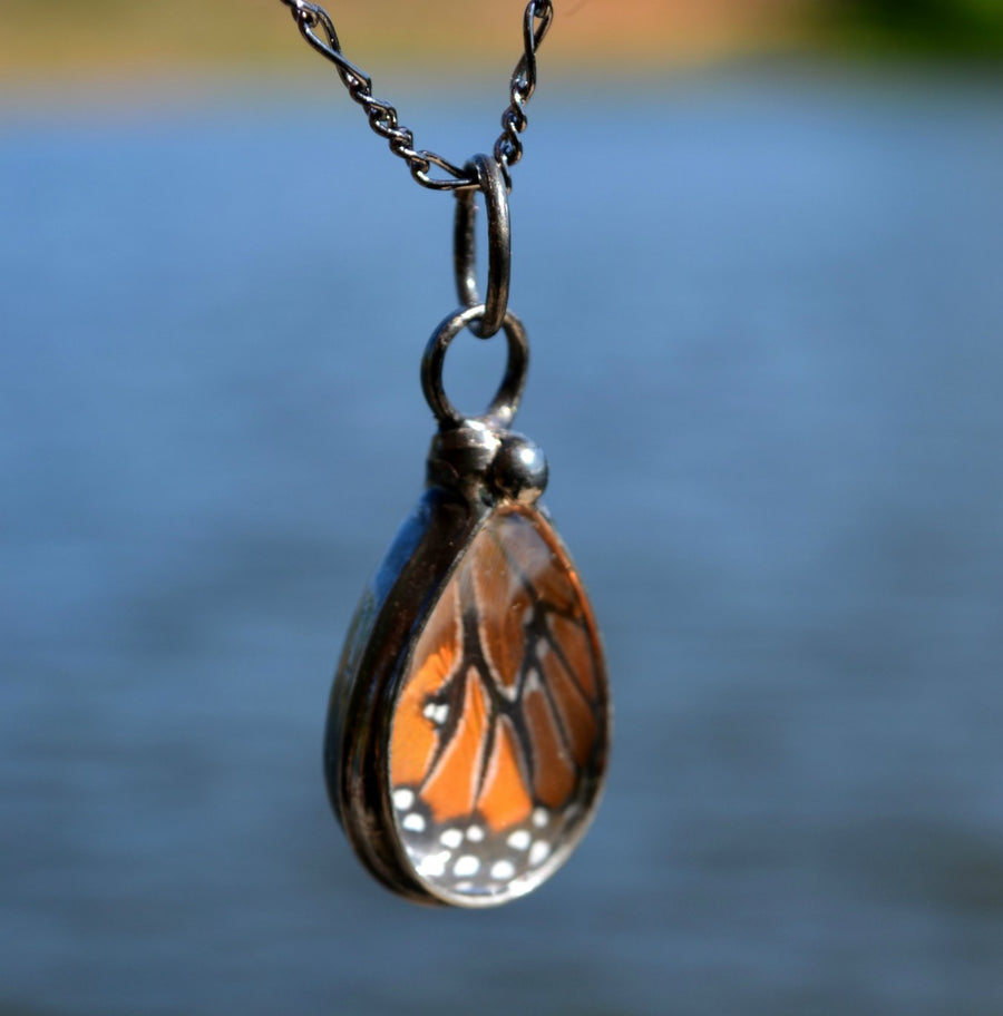 butterfly_raindrop_necklace