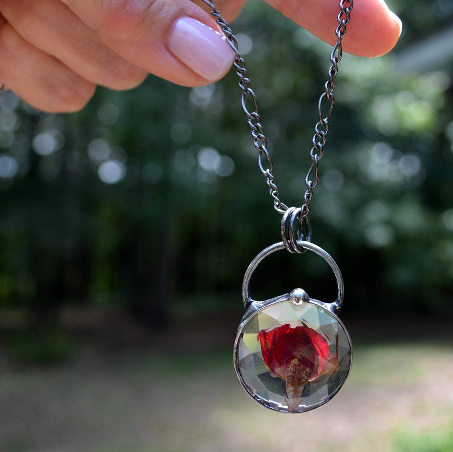 red_rose_bud_necklace_pendant