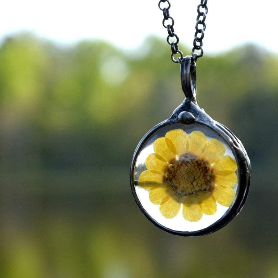 Yellow_Sunflower_Necklace_Handmade_USA_pressed_flower_jewelry