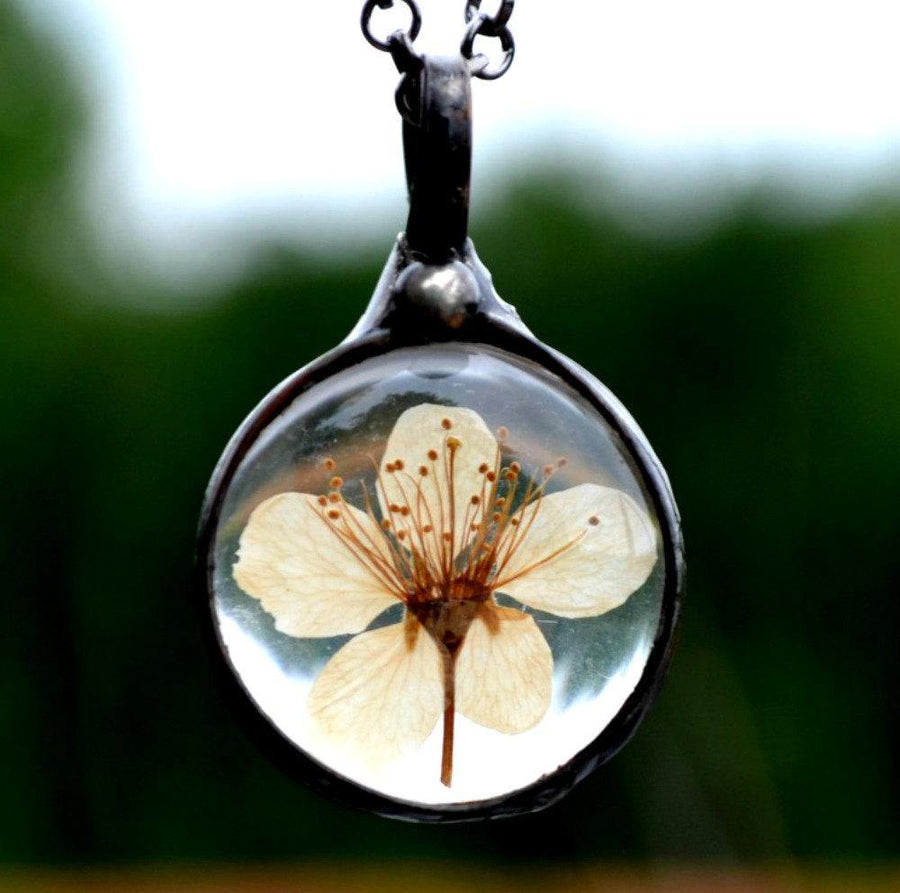 Mother's_Day_Gift_Plum_Pear_Blossom_Necklace