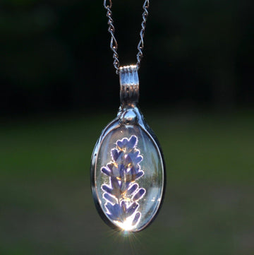 Handmade_Oval_Lavender_Necklace_by_bayou_glass_arts